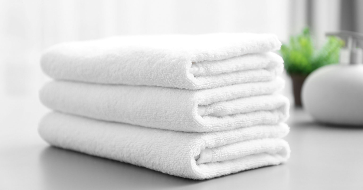 Keep Your Bath Towels From Turning Yellow