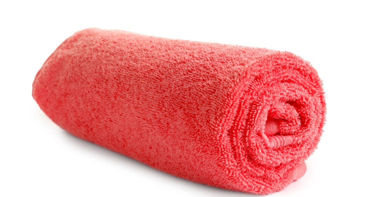 Rolling Towels Vs. Folding