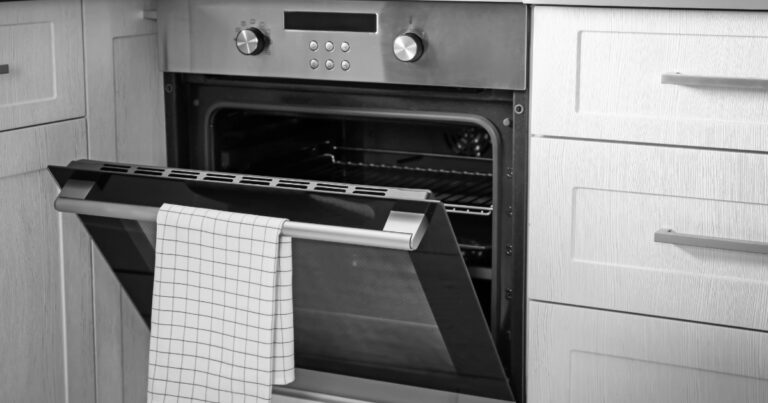 How To Neatly Fold And Store Kitchen Towels